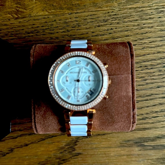 Brand New Women’s Michael Kors watch - Picture 1 of 3